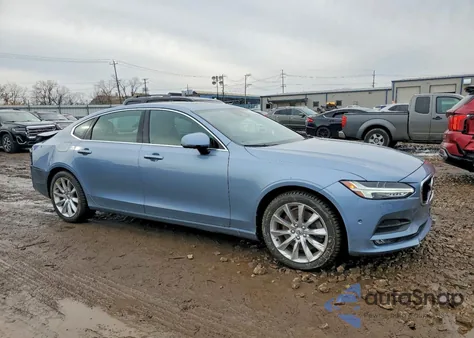 2018 Volvo S90 T6 Momentum z USA, uszkodzony, nr VIN LVY992MK4JP018314